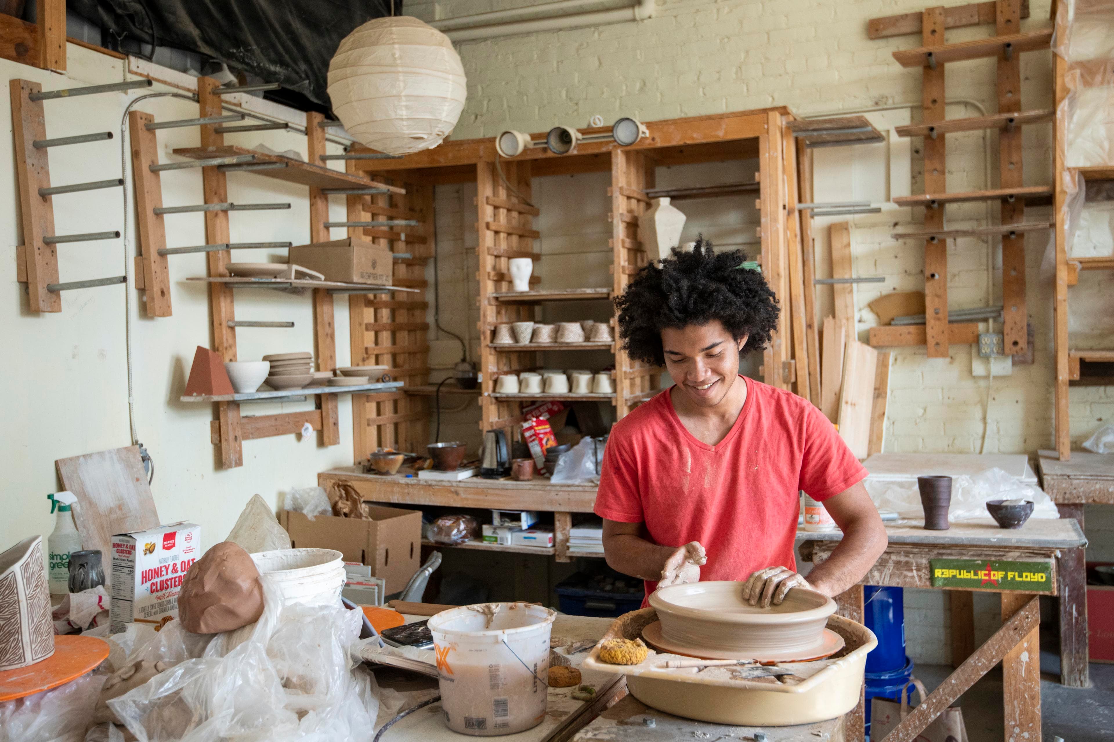 Clayspace Co-Op in the River Arts District / Photo: Krista Rossow Clayspace Co-Op in the River Arts District / Photo: Krista Rossow