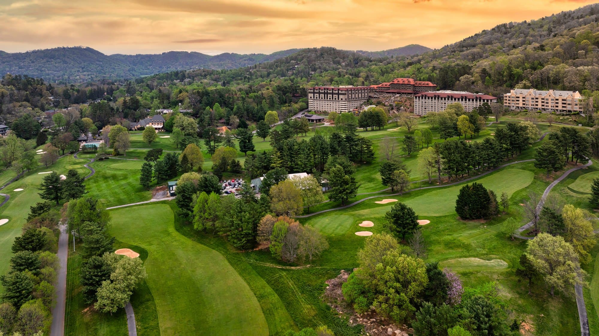 The Omni Grove Park Inn & Spa / Photo: Reggie Tidwell The Omni Grove Park Inn & Spa / Photo: Reggie Tidwell