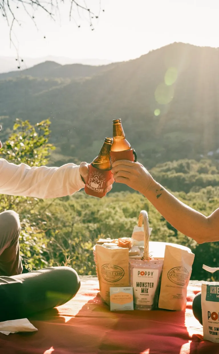 Lunch Rocks Trail Lunch Rocks Trail / Photo: Robb Leahy