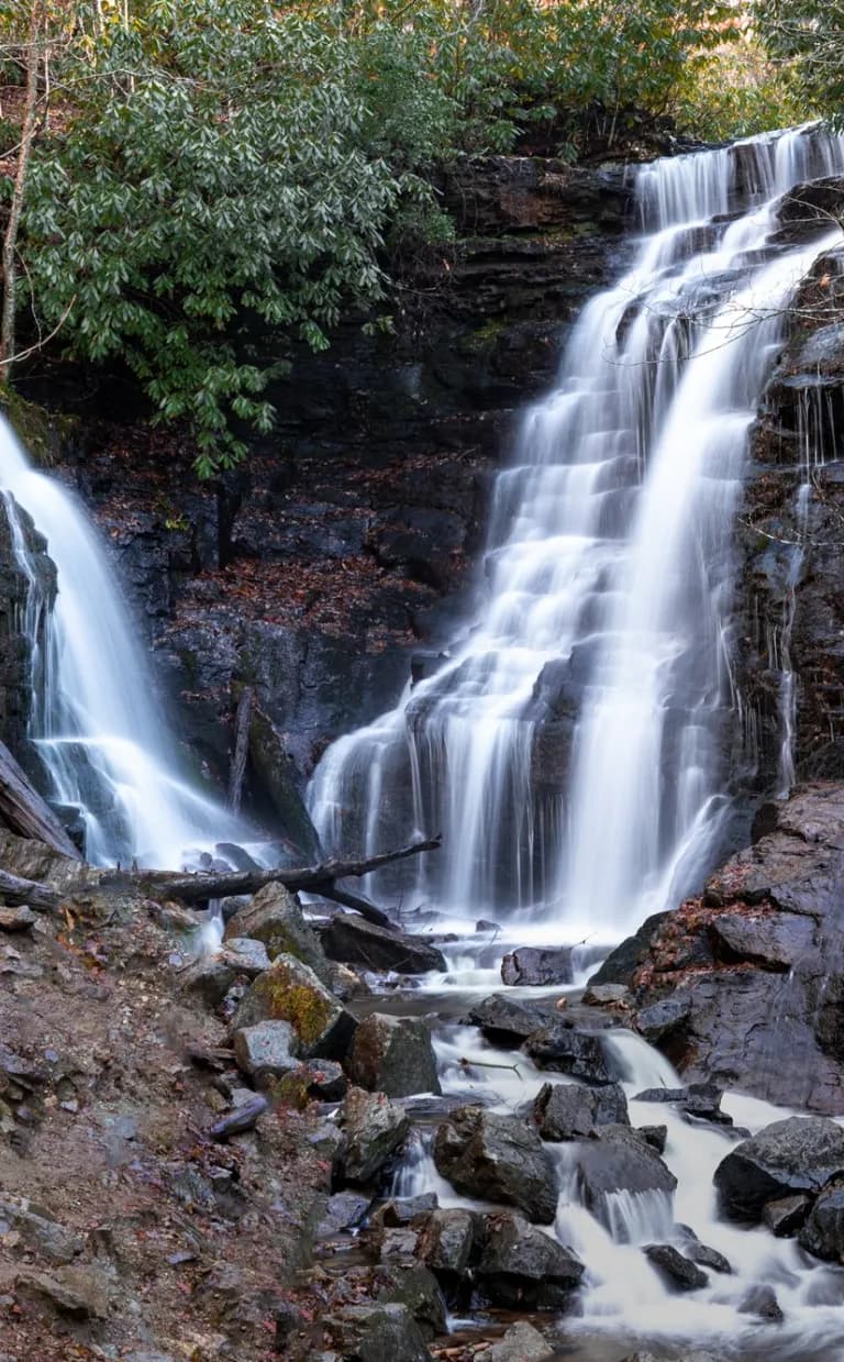 6 Drive-By Waterfalls: A Windshield Tour for All to Enjoy Soco Falls