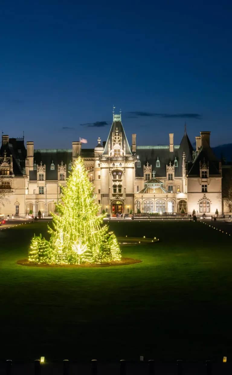 Your 2025 Guide to Christmas at Biltmore: Dates, Tours, and Events 2024 Christmas at Biltmore